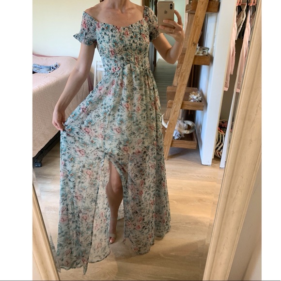 Vici Dolls Collection Aakaa maxi floral off shoulder dress - Picture 6 of 7